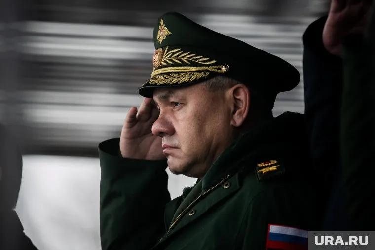 Сергей Шойгу напомнил, что зарплаты военных не индексировались 5 лет