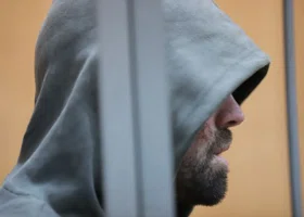 «Простите, пожалуйста»: адвокат вытягивала извинения у лихача, сбившего девочек в Ревде