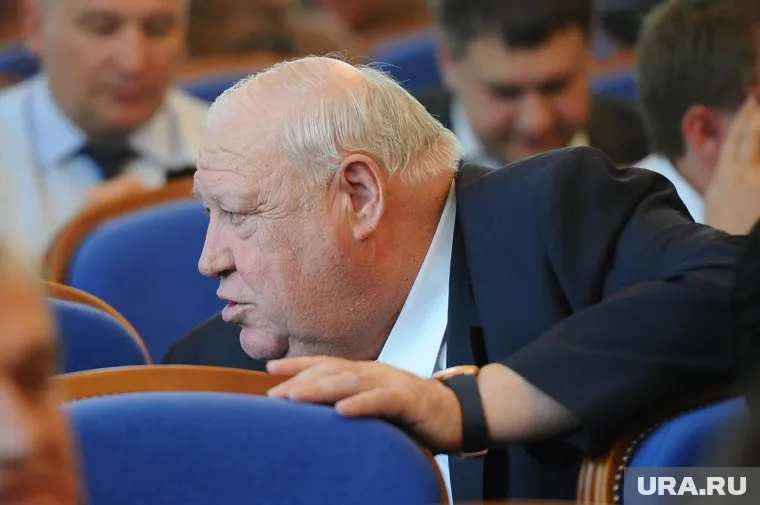 Правоохранители не дождались возвращения из отпуска главы Владимира Котова