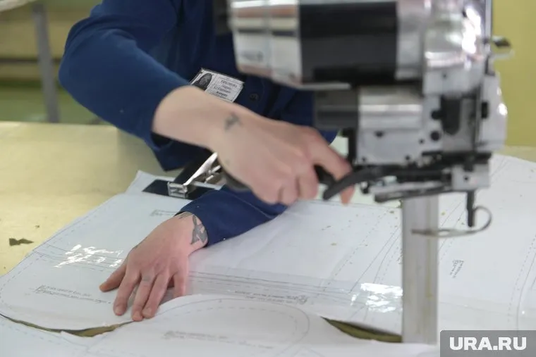 В ИК-32 швейное производство является основным (архивное фото)