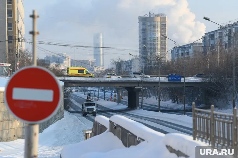 Автомобилисты не смогут попасть на участок от Сурикова до Серова с 9 по 23 декабря