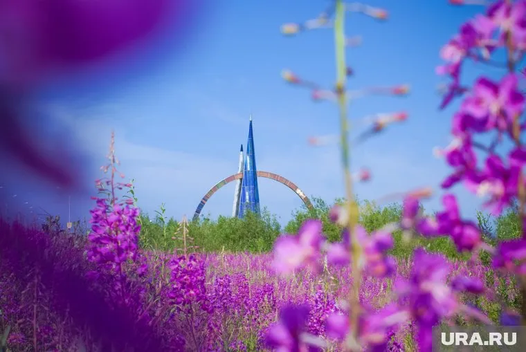 Свое путешествие Юрий Петрохалкин начал от стелы «Полярный круг» в Салехарде