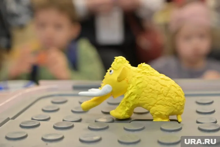 В Музее пермских древностей пермяки стали палеонтологами 