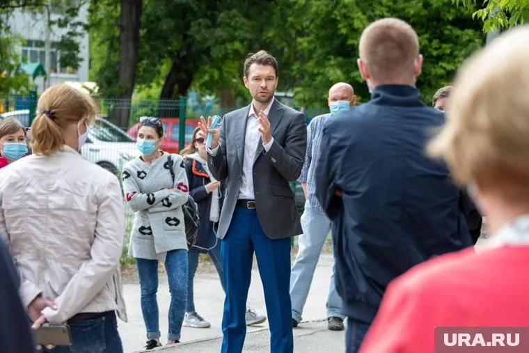 Алексей Вихарев анонсировал еще несколько встреч с избирателями
