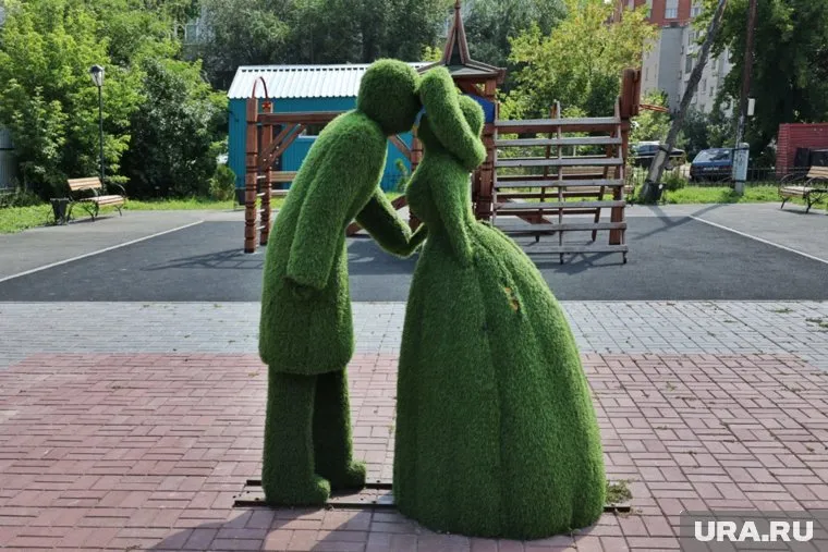 В курганском ЦПКиО власти планируют установить новые топиарные фигуры