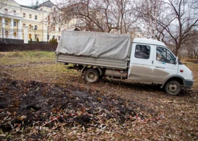 Челябинцев будут автоматически штрафовать за парковку на газонах
