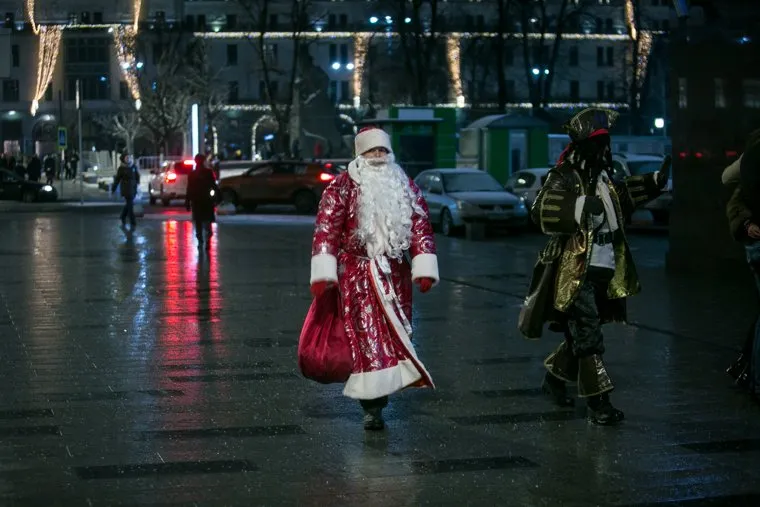 Предновогодняя Москва. Иллюминация. Москва, дед мороз, новый год, вечерняя москва
