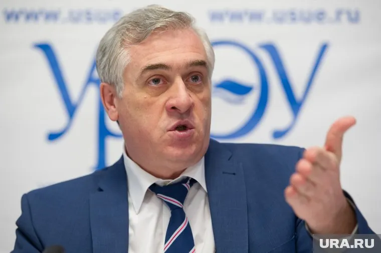 Яков Силин намерен переизбраться на пост главы УрГЭУ