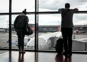 Куда поехать с детьми зимой