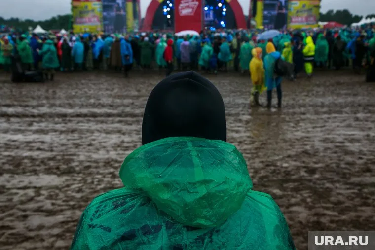 Несмотря на погоду и жидкую грязь под ногами, фанаты остались довольны фестивалем