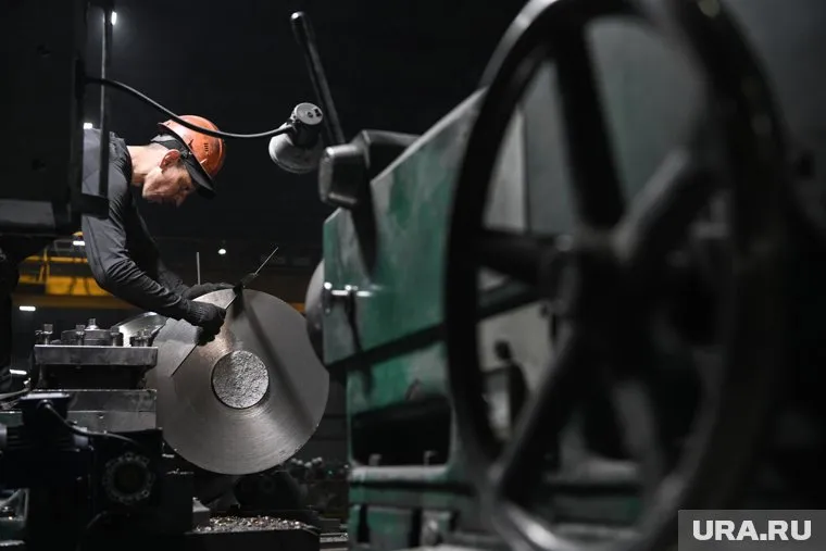 АО «Урал-ОЦМ» ищет сотрудников