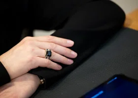 Тюменский оппозиционер подала в суд на депутатов, не пустивших ее на выборы мэра