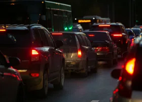 Тюмень сковали пятничные пробки