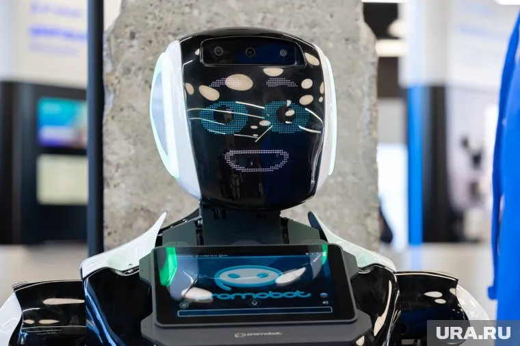 ИИ помогает чиновникам в их дневной рутине