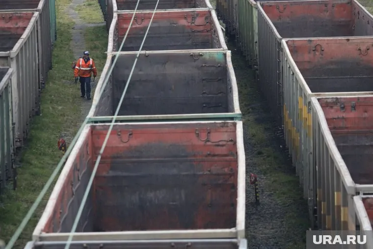 Движение ж/д транспорта восстановили спустя несколько часов (архивное фото)