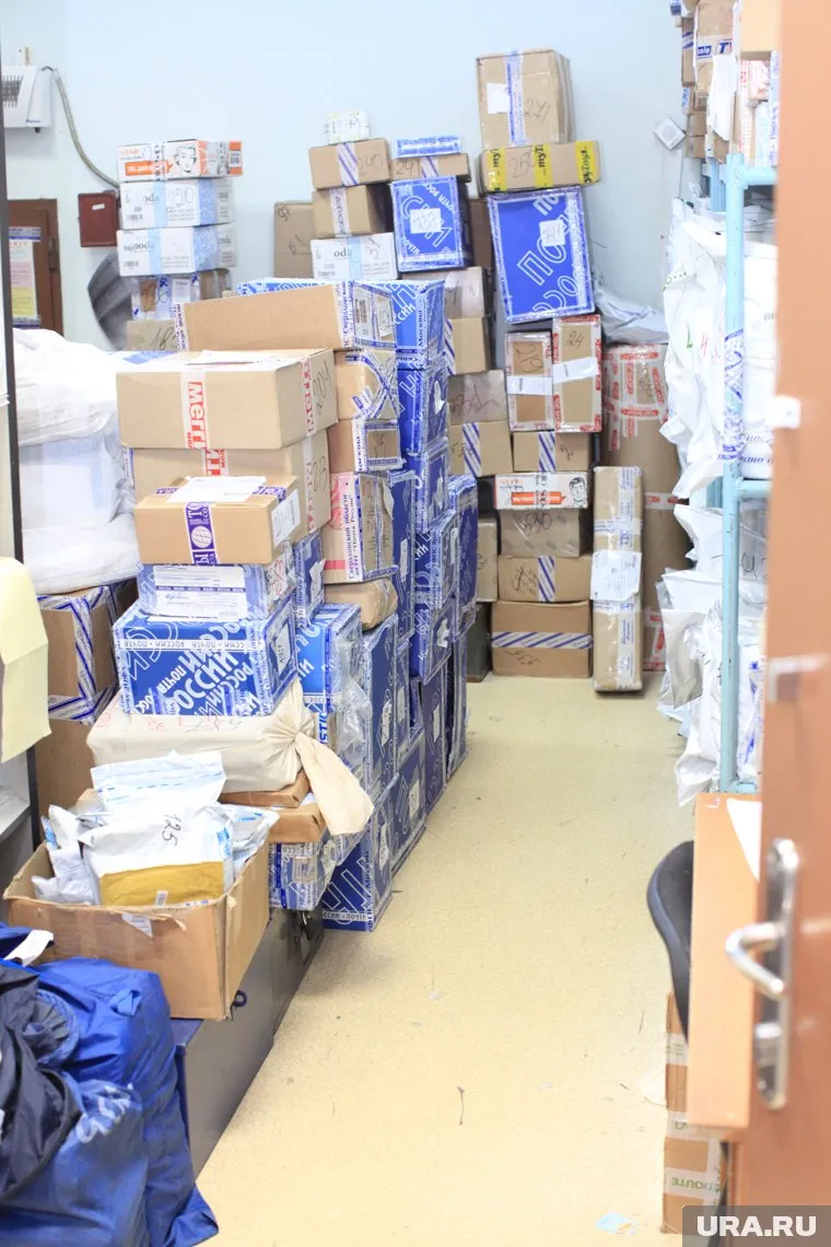 Украденное воришки заменяют бутылками с водой и дешевыми продуктами «для веса»