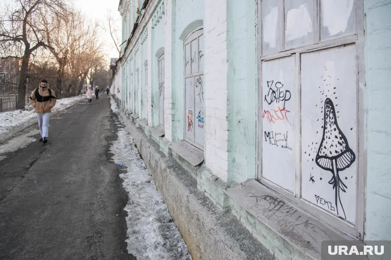 Здание производственно-торговой компании «Уралбиофарм». Екатеринбург ?