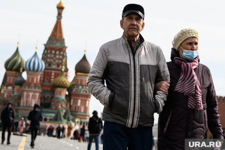 Пенсионеры станут богаче, если начнут получать выплаты позже, сообщили в ПФР