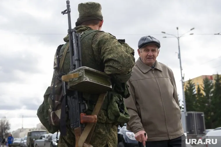 Профессиональные военные не смогут долго соглашаться с такой политикой