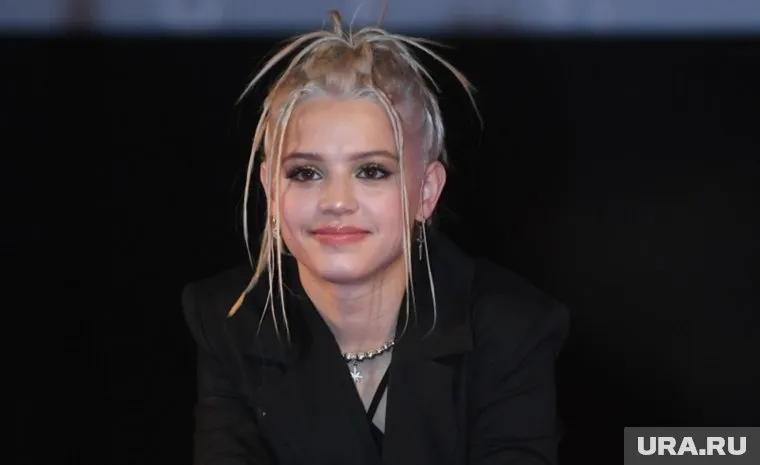 Юля Гаврилина уже позже поняла, что кричали ей фанаты хоккейного клуба