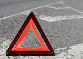 Екатеринбуржец на иномарке врезался в стену многоэтажки