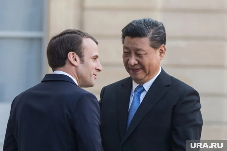 Президент Франции хочет задействовать лидера КНР, чтобы надавить на Россию