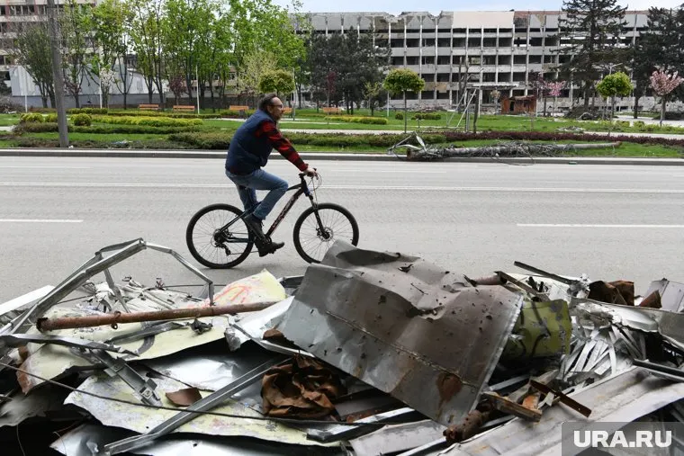 Поселок в Брянской области подвергся обстрелу украинских нацистов, сообщил Александр Богомаз