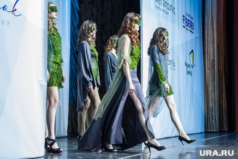 Говорят, в Китае любят русских моделей, но работать там очень тяжело