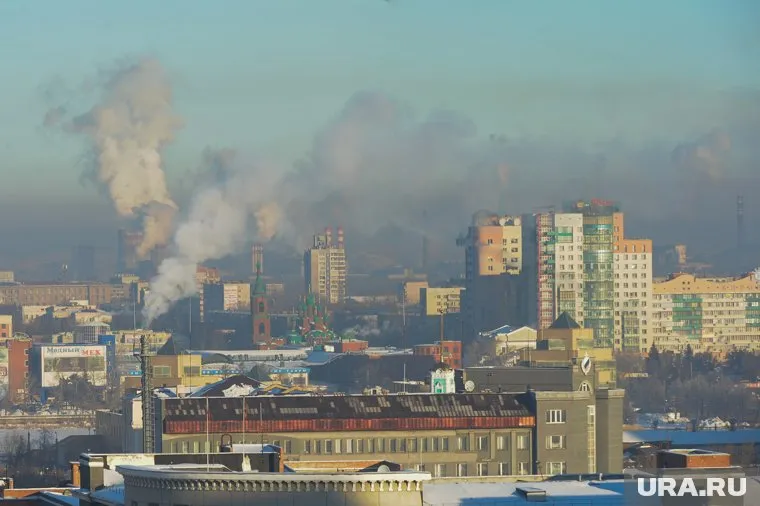Выбросы с предприятий загрязняют экологию городов