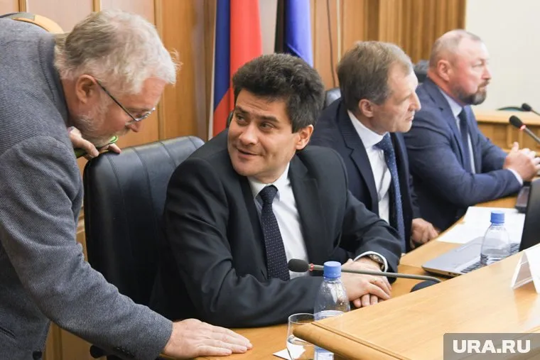 Контролировать «Спецавтобазу» продолжат муниципальные власти