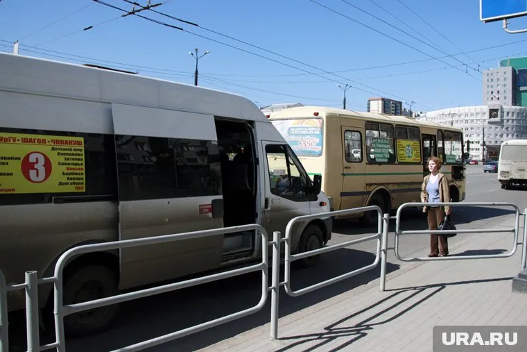 Маршрут № 3 поменяет перевозчика