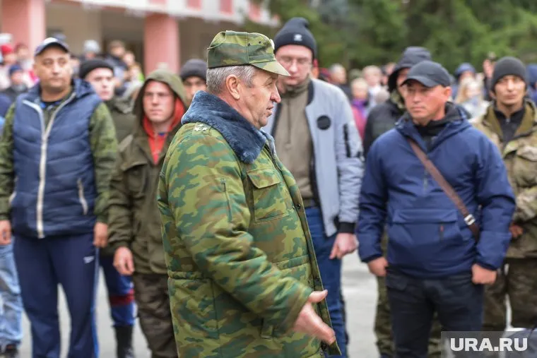 Военком Александр Губин сообщил, что мобилизованные перед отправкой на СВО пройдут боевое слаживание