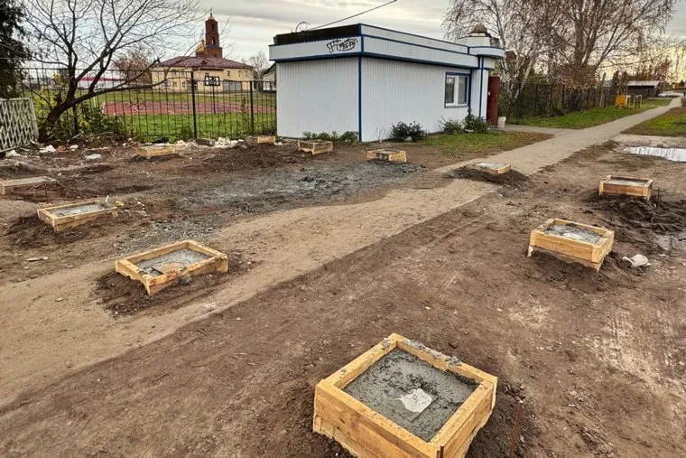 Село Введенское. Курган