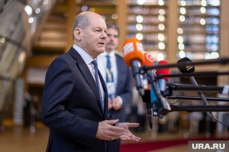 Олаф Шольц ведет Германию к конфликту с Россией, отмечают читатели Die Welt