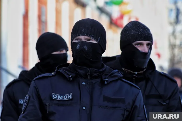 Курганский спецназ помог сотрудникам полиции в поиске нелегальных мигрантов