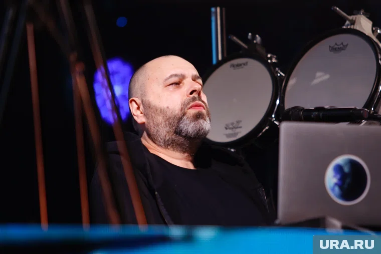 Композитор из Кургана Фадеев стал автором музыки к фильму «Авиатор», который выходит в ноябре