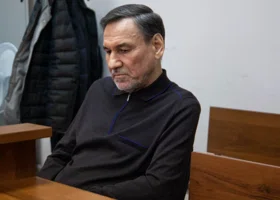 В Екатеринбурге продали памятник, изъятый у бывшей компании депутата Гайсина