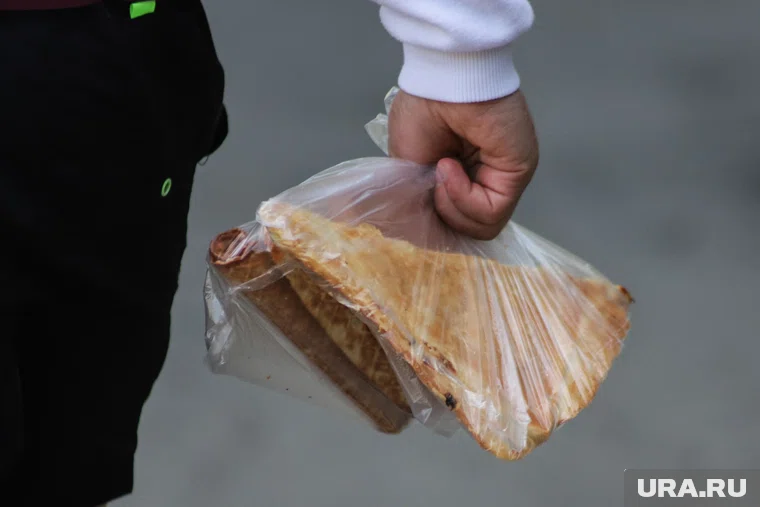 Мобильную торговую точку, где предлагали пирожки, продают в Кургане