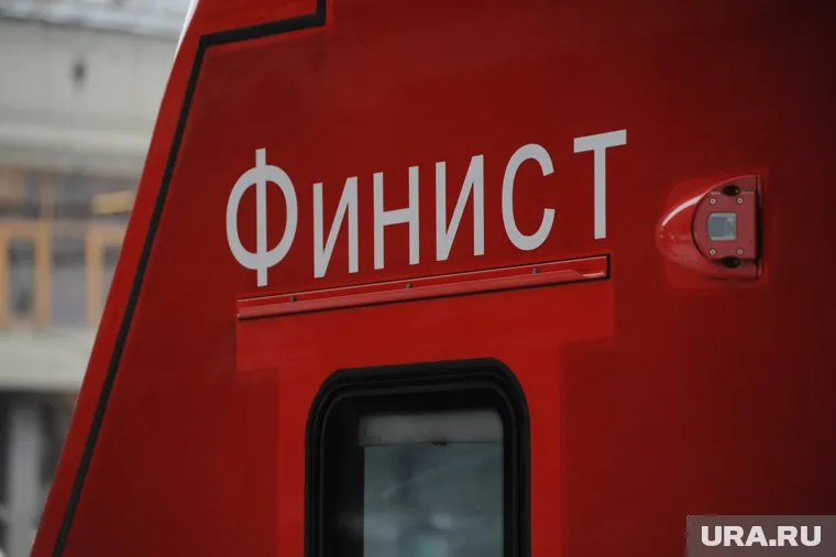 Электричка «Финист» будет ежедневно следовать по маршруту Челябинск-Екатеринбург