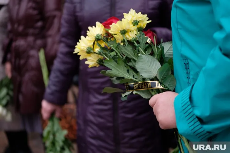С Ириной Скобцевой прощаются на Новодевичьем кладбище в Москве