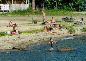 Роспотребнадзор: вода на пляжах Челябинска опасна для купания