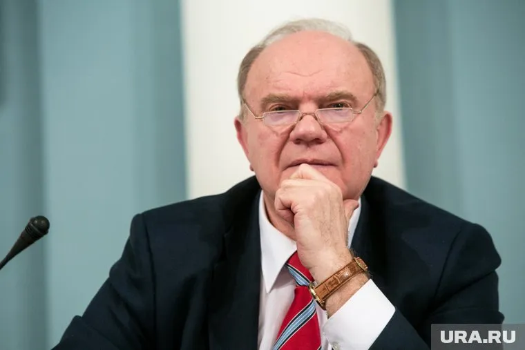 Зюганов заявил, что ЕР не выполнила поручения президента России