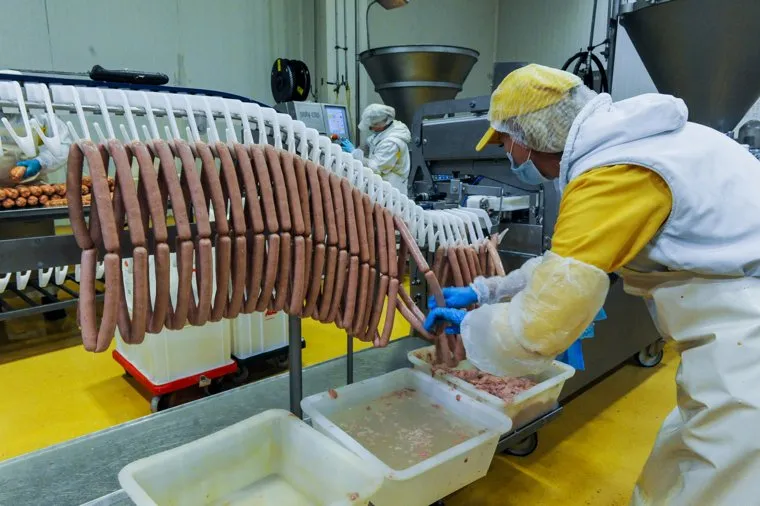 Алексей Текслер посетил новый логистический центр ООО «Ариант». Челябинск