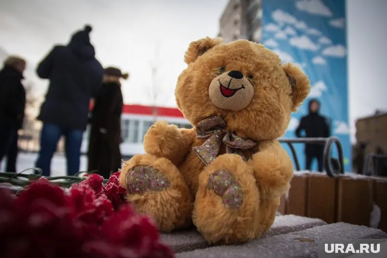 По словам мужчины, управляющая компания дома никогда не смотрела за проводкой