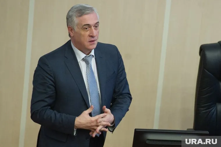 Яков Силин вторично возглавил УрГЭУ