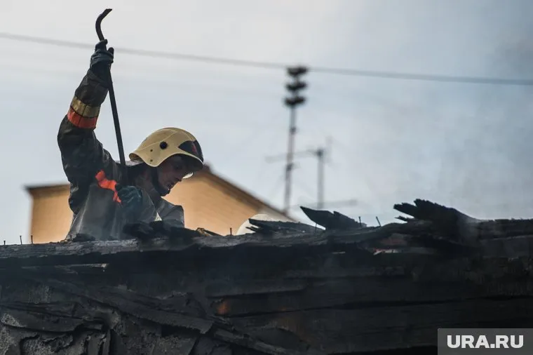 В Сосьве сгорел магазин «Таганский ряд» и двое сотрудников, которые жили там