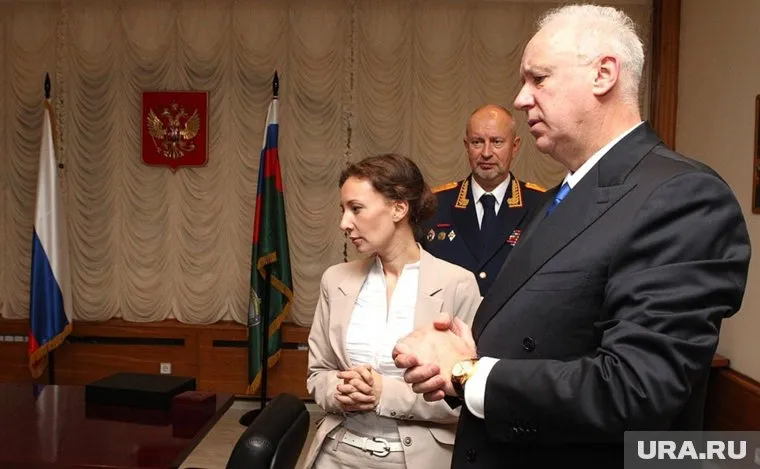 Александр Бастрыкин принял решение вернуться в Югру после новой жалобы родителей погибших детей, которые обратились к нему и детскому омбудсмену Анне Кузнецовой