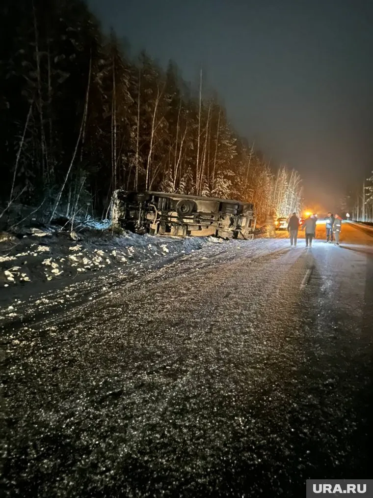 В результате ДТП пострадало четыре автомобиля