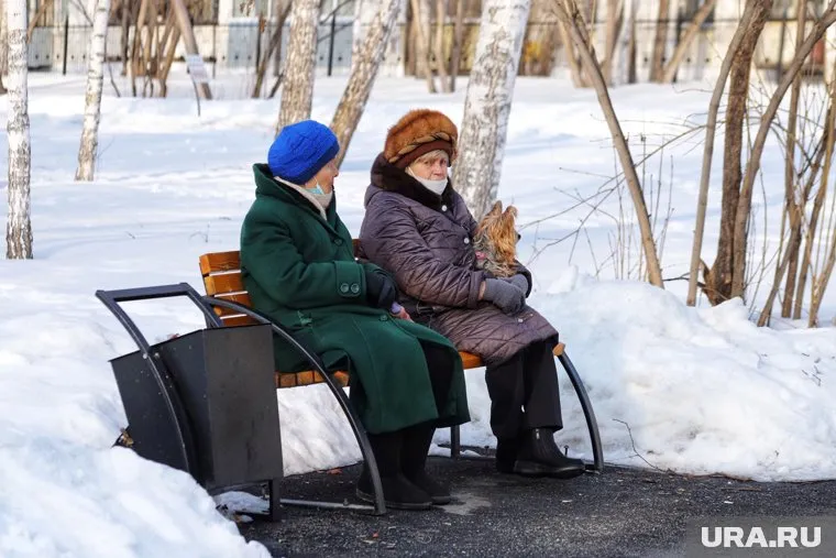 Двойная пенсия поможет россиянам реже брать кредиты, сказал Сергей Миронов