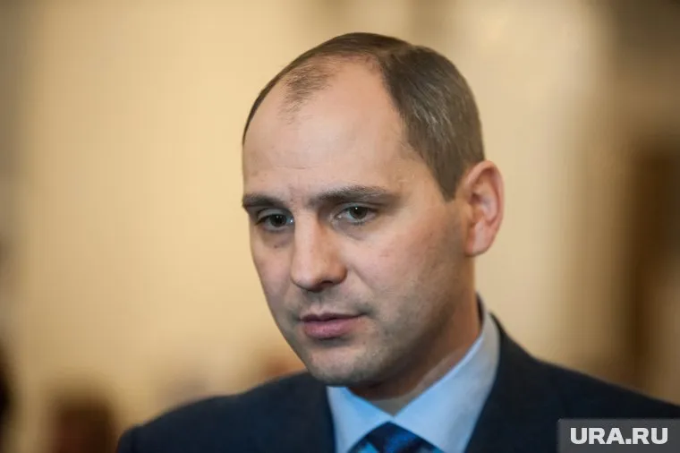 Дениса Паслера ждут в Екатеринбурге днем 28 марта
